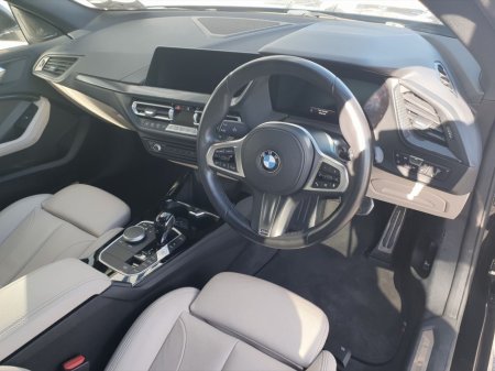 2021 BMW 2 Series - thumbnail 6