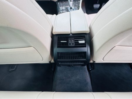 2016 BMW 5 Series 520d M-SPORT AUTO €18,950 thumbnail