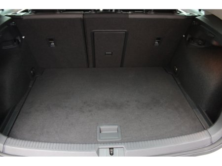 2019 Volkswagen Golf 1.4 TSI HIGHLINE PLUS AUTO  // UPGRADED ALLOYS // STUNNING CAR // BUY WITH CONFIDENCE AA AND SIMI APPROVED DEALER 2026 // FINANCE ARRANGED // ALL TRADE INS WELCOME // WELL WORTH VIEWING // €18,950 thumbnail