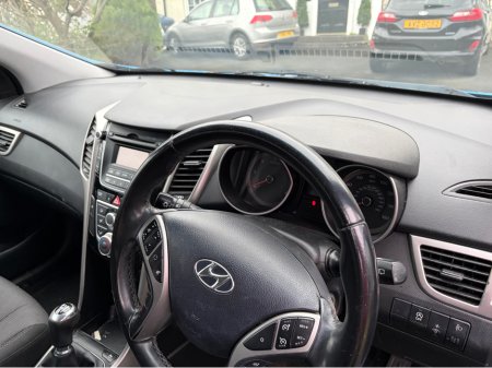 2017 Hyundai i30 SE BLUE DRIVE CRDI €9,950 thumbnail