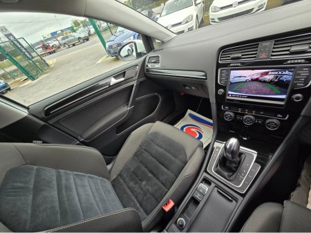 2017 Volkswagen Golf 1.4 HIGHLINE EDITION ALCANTARA SEATS REVERSING CAMERA - SIMI DEALER - LOW ROAD TAX BAND €16,750 thumbnail