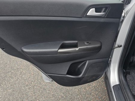 2017 Kia Sportage - thumbnail 20