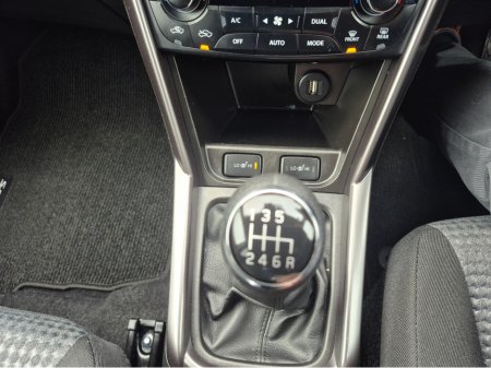 2023 Suzuki SX4 S-Cross - thumbnail 13