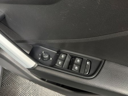 2017 Audi Q2 1.0T FSI 116 SE 4DR €17,950 thumbnail