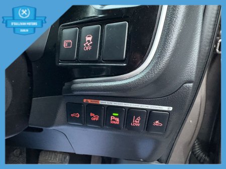 2016 Mitsubishi Outlander / 2016 / 2.0 HYBRID / AUTOMATIC €8,999 thumbnail