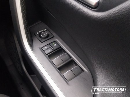 2024 Toyota Rav4 HYBRID LUNA €39,999 thumbnail