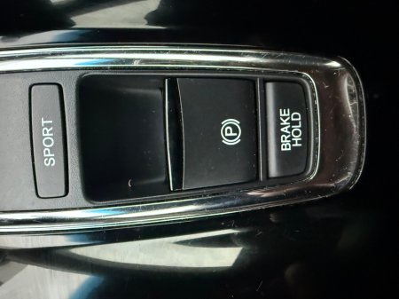 2015 Honda Vezel  €14,590 thumbnail