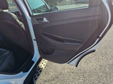 2016 Hyundai Tucson - thumbnail 20