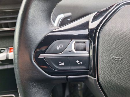 2023 Peugeot 5008 - thumbnail 32