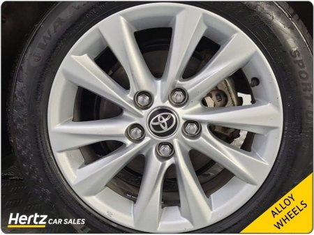 2023 Toyota Corolla LUNA SALOON 1.8 Petrol Automatic €22,795 thumbnail