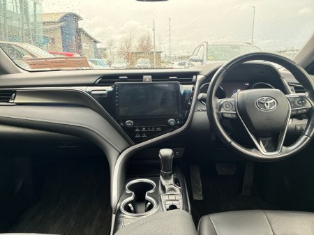 2019 Toyota Camry - thumbnail 8
