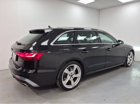 2023 Audi A4 - thumbnail 5