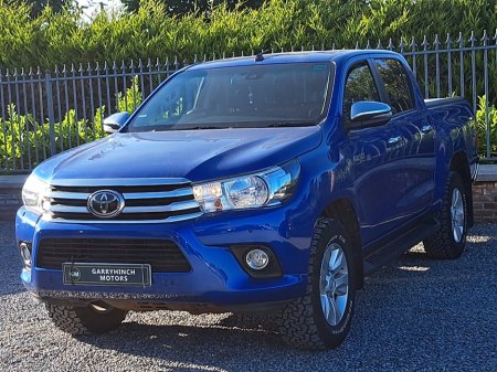 2020 Toyota Hilux Invincible Model Crewcab 2.4 Diesel Manual with auto roller flatbed €26,800