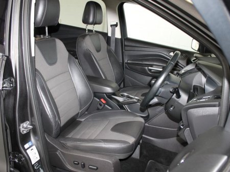 2016 Ford Kuga - thumbnail 13