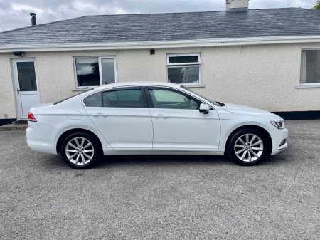 2016 Volkswagen Passat 2.0 TDI SE BUSINESS BLUEMOTION 150 BHP 4DR**HEATED SEATS**SAT NAV**XENON HEADLIGHTS**FSH**MINT CAR** €12,950 thumbnail