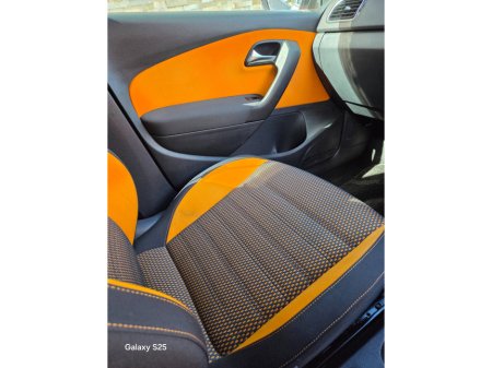 2012 Volkswagen Polo - thumbnail 13