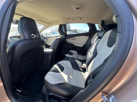 2015 Volvo V40 - photo 15