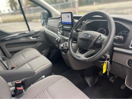 2022 Ford Tourneo - thumbnail 18