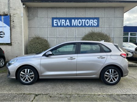 2019 Hyundai i30 DELUXE 1.0 PETROL //REVERSE CAMERA//CARPLAY// €14,950 thumbnail