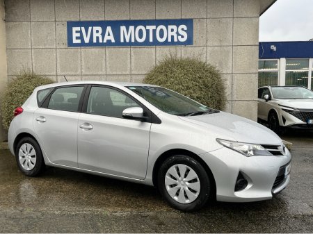 2014 Toyota Auris TERRA 1.3 PETROL //LOW MILES// thumbnail