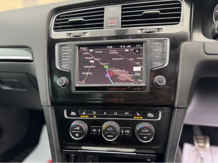 2017 Volkswagen Golf GTD 2.0 MANUAL *FULL SERVICE HISTORY* €18,995 thumbnail