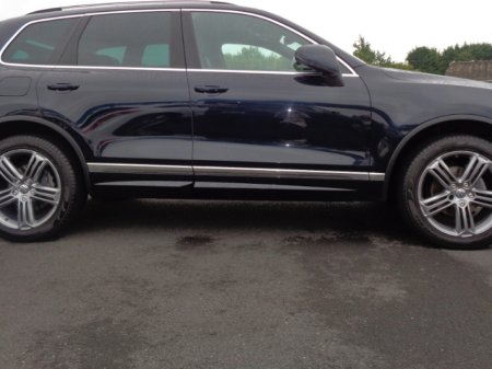 2015 Volkswagen Touareg 3.0 TDI V6 R-line BMT 258 5D A €28,900