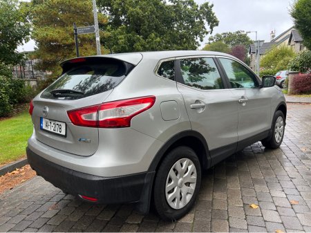 2014 Nissan Qashqai 1.5 DSL XE SAFETY PK 4 4DR €8,950