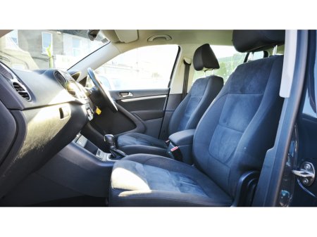 2015 Volkswagen Tiguan - thumbnail 16