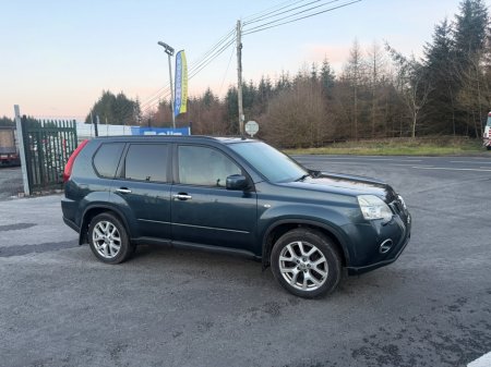 2011 Nissan X-Trail - thumbnail 1