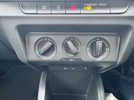 2016 Skoda Fabia - thumbnail 28