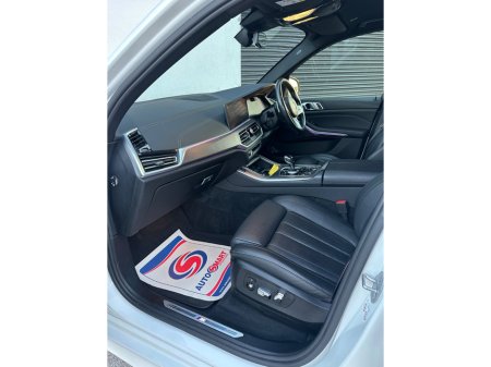 2020 BMW X5 - thumbnail 32