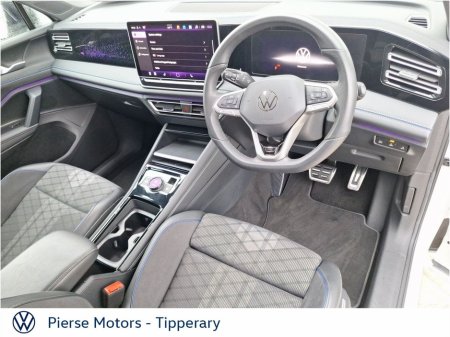 2024 Volkswagen Tiguan - thumbnail 2