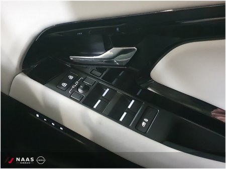 2024 Land Rover Range Rover Evoque S PHEV thumbnail