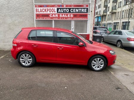 2010 Volkswagen Golf - thumbnail 1