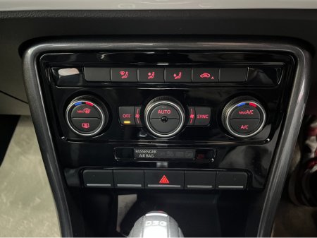 2019 Volkswagen Beetle €17950 2019 VOLKSWAGEN BEETLE DESIGN MASTER 1.2 AUTOMATIC / CRUISE CONTROL / REVERSE CAMERA AND MORE €17,950 thumbnail