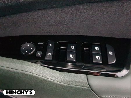 2025 Kia Sportage Plug-in Hybrid €45,900 thumbnail