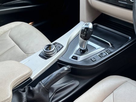 2018 BMW 3 Series - thumbnail 8