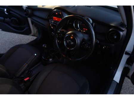 2015 MINI Hatch - thumbnail 14