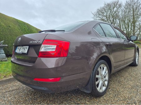 2017 Skoda Octavia - thumbnail 8
