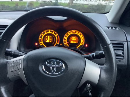 2010 Toyota Corolla 1.4 LUNA SAL 4DR €3,950