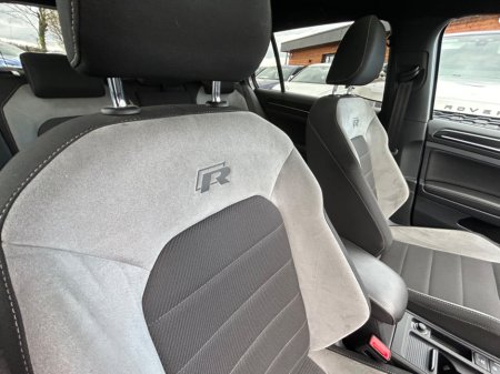 2017 Volkswagen Golf - thumbnail 9