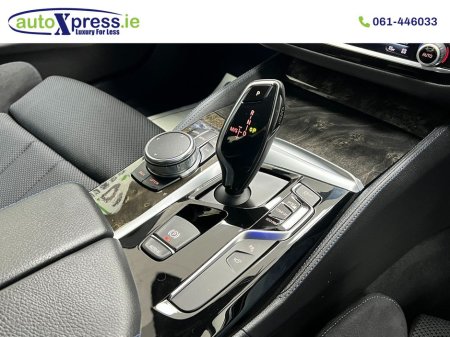 2018 BMW 5 Series - thumbnail 8