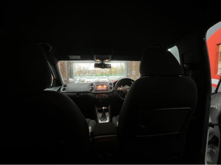 2014 Volkswagen Tiguan - thumbnail 12