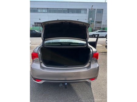 2015 Toyota Avensis - thumbnail 12