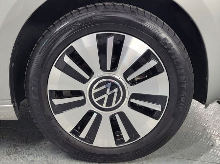 2024 Volkswagen e-up! E-UP STYLE 32KWH 82BHP AUTO €13,975 thumbnail
