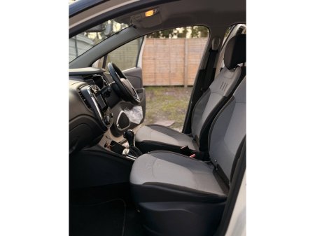 2016 Renault Captur - thumbnail 32