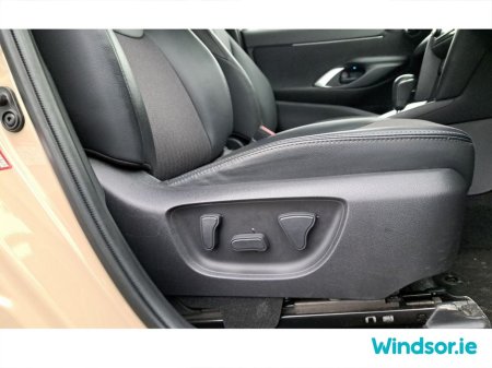 2023 Toyota Yaris Cross - thumbnail 32