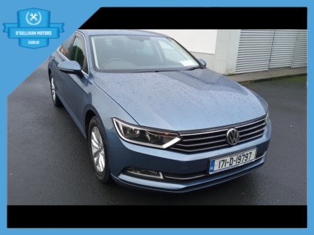 2017 Volkswagen Passat CL 1.6 TDI MANUAL 6SPEED FWD 120HP 4DR €14,950 thumbnail