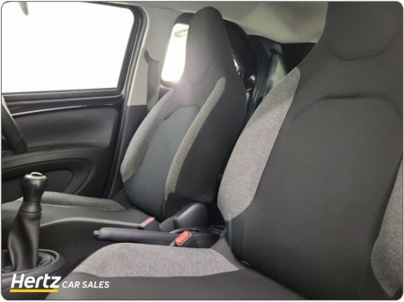 2023 Toyota Aygo X PULSE 1.0 Petrol Manual €14,475 thumbnail