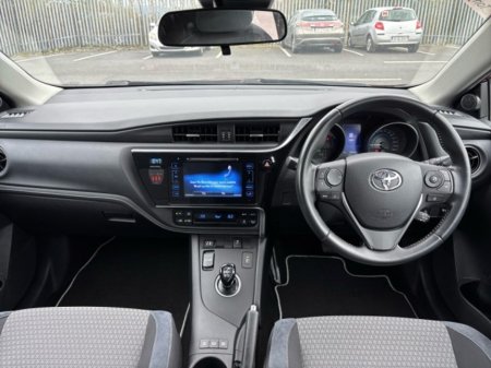2018 Toyota Auris - thumbnail 6